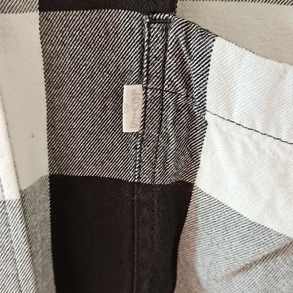 Levi's Boyfriend Fit Shirt! - Picture 3 of 5